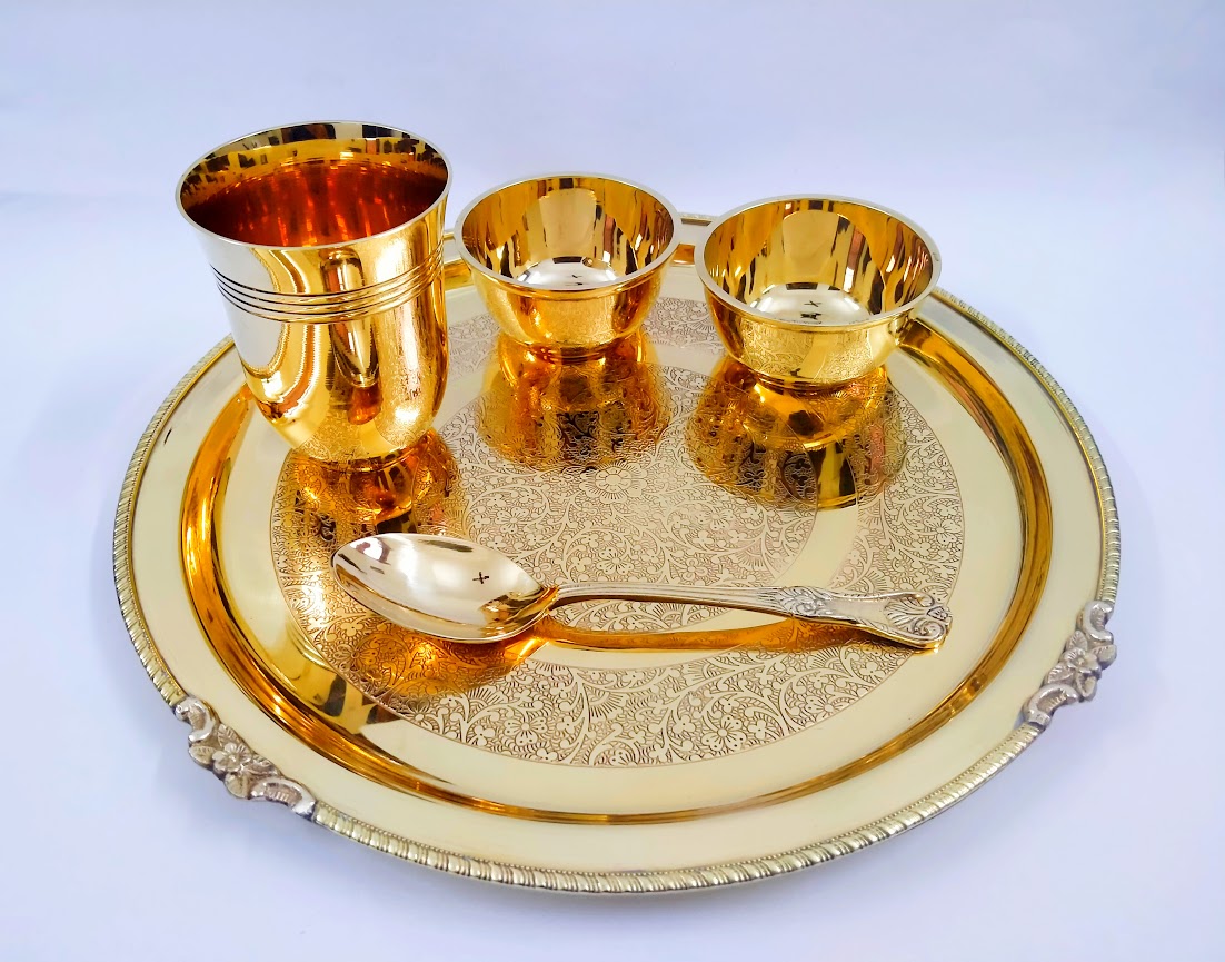 Brass Dinner plate set